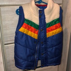 Cute puffer vest.